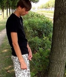 I absolutely have to pee 5cf567f09771c.jpg