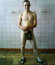 young Russian soldiers 5cfeb18e044d0.jpg