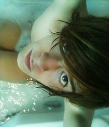 immersed in the bathtub 5cfeb209a570b.jpg