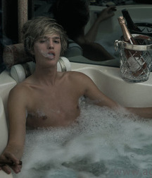 immersed in the bathtub 5cfeb2106b642.jpg