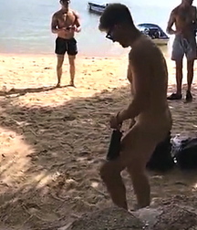 Voyeur (Straight Boys) 5d0120d862d7d.jpg