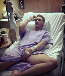 injured but sexy guys 5d05c882c1085.jpg