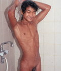 asian boys shower 5d09c3ca7401d.jpg
