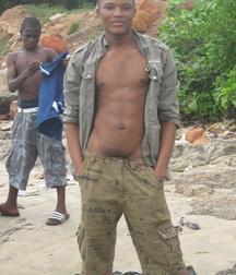 with the pubis uncovered 5d0bd4231e0df.jpg