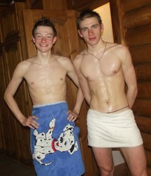 after we lower the towel 5d1a2d7b82b32.jpg