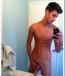 selfies naked 5d1cd8e27721e.jpg