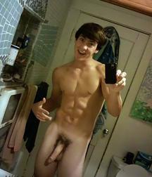 selfies naked 5d1cd8f0ac7ea.jpg