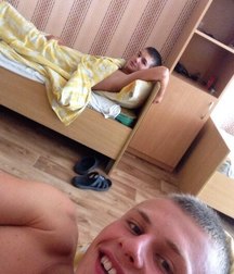 funny young people 5d1cd94e3a583.jpg