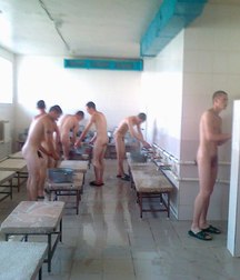 Russian cadets in the shower 5d1cd9de3ad21.jpg