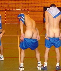 the butt of soccer players 5d1cda1515288.jpg