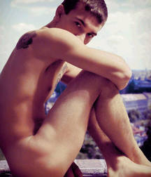 sitting and naked 5d237d45e66a7.jpg