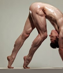 beautiful, naked and in difficult positions 5d237e2a7b17b.jpg