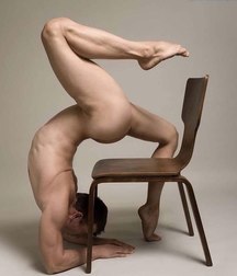 beautiful, naked and in difficult positions 5d237e30f3aab.jpg
