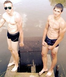 straight boys are beautiful 5d237ea923da8.jpg