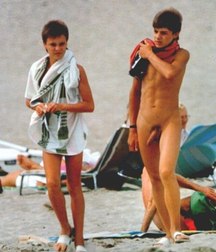 quietly naked (nudist) 5d261f28c3fb7.jpg