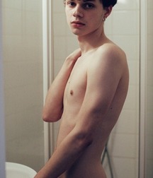 in the bathroom 5d2c9fa1da17a.jpg