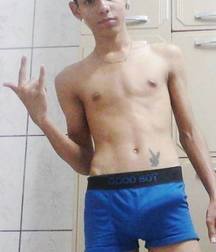 latin erection in the pant 5d2ca0b88b0a0.jpg