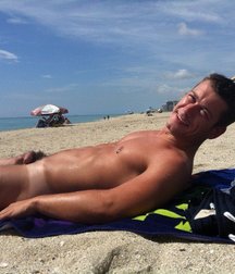 nudists who tan 5d31afebac511.jpg