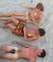 nudists who tan 5d31aff06a975.jpg