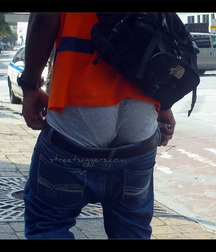pull up your pants 5d31b10c4b892.jpg