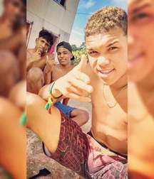 favela boys 5d33ea690cb7c.jpg