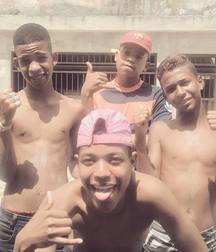 favela boys 5d33ea7824708.jpg