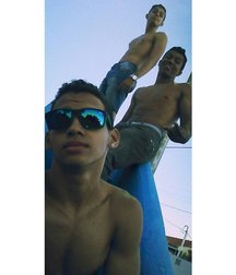 favela boys 5d33ea8a786ea.jpg