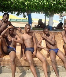 summer boys 5d35d6e98bf63.jpg