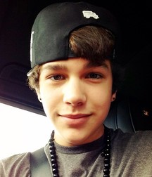 what a beautiful face you have 5d3b3592a86c9.jpg