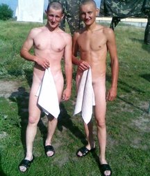 young Russian soldiers 5d3cc422cae2d.jpg