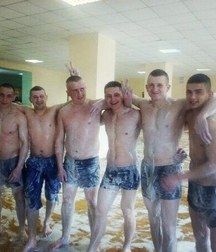 young Russian soldiers 5d3cc42dd6b93.jpg