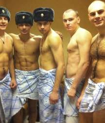 young Russian soldiers 5d3cc430dcd4d.jpg