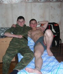 young Russian soldiers 5d3cc43fb36ce.jpg