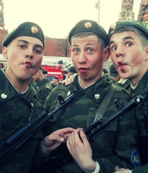 young Russian soldiers 5d3cc45b17b6f.jpg