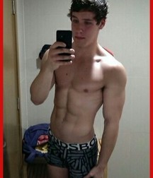 selfies  5d3d407930d11.jpg