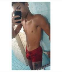 selfies  5d3d408ead78c.jpg