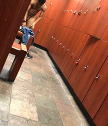 naked-guy-caught-locker-room 5d3f2417dfca8.jpg