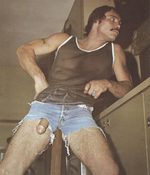 the boys of the 70s 5d3f2490dd2a6.jpg