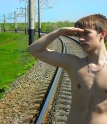 boys on the tracks 5d4200aaa4c1c.jpg