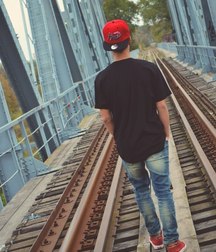 boys on the tracks 5d4200b0b071f.jpg