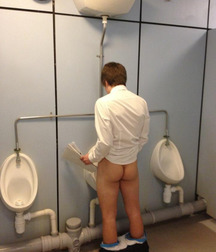 I have to pee 5d420129b22f6.jpg