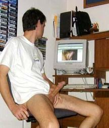 the boys' compter 5d457afe0893f.jpg