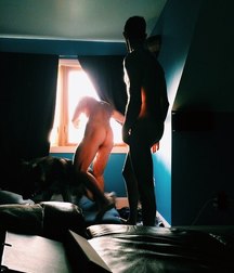 boys facing the window 5d457ba033efc.jpg