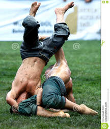 spectacular Turkish wrestlers 5d467546b290e.jpg