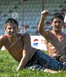 spectacular Turkish wrestlers 5d467548719de.jpg