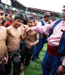 spectacular Turkish wrestlers 5d46754d9be65.jpg