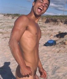cute-nudist-boy 5d4999cfe5724.jpg