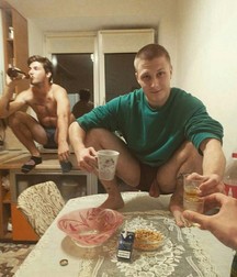 the boys when they drink 5d62245455271.jpg