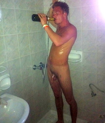 the boys when they drink 5d62245a71a6e.jpg