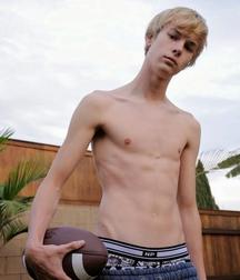 very nice young boys 5d6684df1b74c.jpg